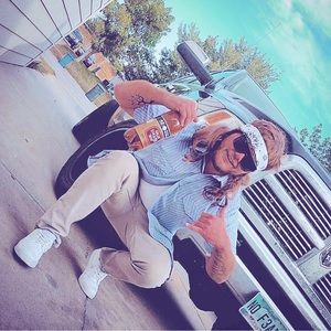 Meet your Posher, Chaz